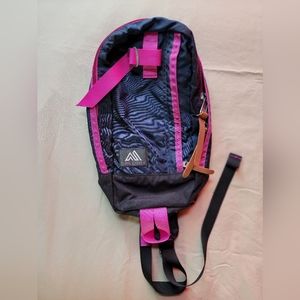 Gregory adjustable switch sling bag